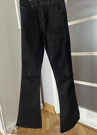 Джинсы черные клеш от колена
