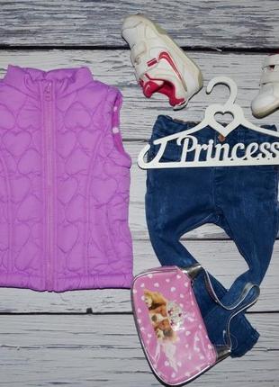 12 - 18 м 86 см обалденная модная фирменная теплая жилетка жилет стеганная сердечки