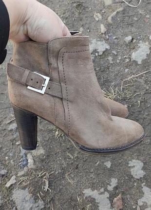 Ботинки 38 размер