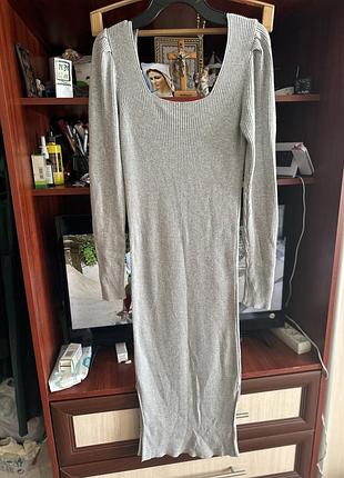 Сукня в рубчик