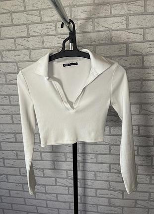 Zara зара лонгслів білий з стоячим коміром