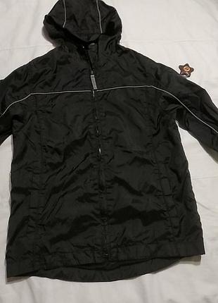 Куртка ветровка
