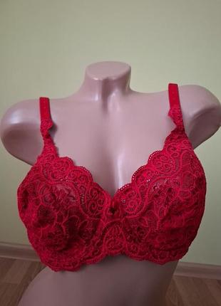 Бюстгальтер 85с