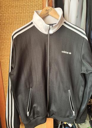 Спортивна кофта Antlia adidas