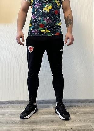 Брюки мужские slim fit adidas joggers