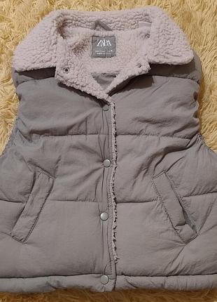 Жилетка zara 110 см (4-5 р)