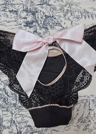 Женские трусики с бантом