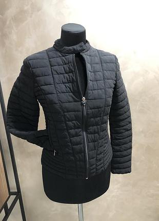 Курточка guess3 фото