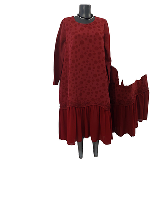 Красивое с карманами и воланом по низу платье 👗