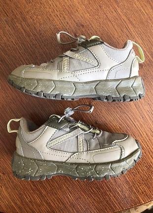 Кросівки zara