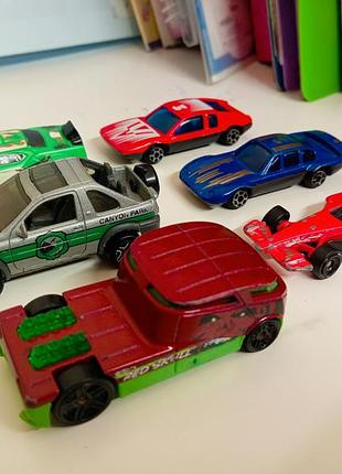 Машинки. hot wheels.