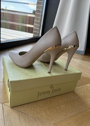 Бежеві туфлі jenny fairy 35,безкоштовно чорні туфлі 35
