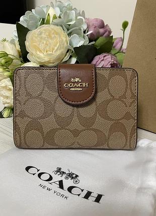 Гаманець жіночий coach