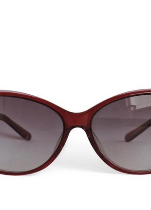 Женские солнцезащитные очки в винном цвете с декоративными дужками