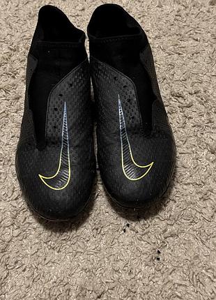Бутсы nike phantom 42 размер (27см)