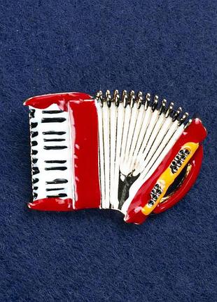 Брошь баян золотой металл и эмаль 40x28м+-