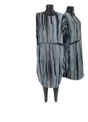 Стильное с карманами платье