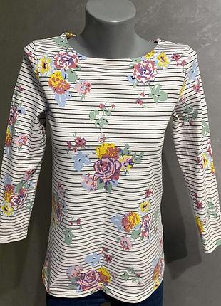 Фирменный лонгслив