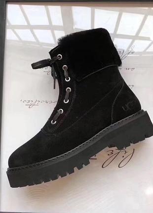 Чорні жіночі черевики уггі