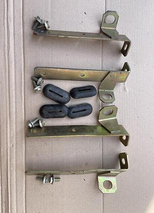 Кронштейн бампера центральные ваз 2101/21011/2102