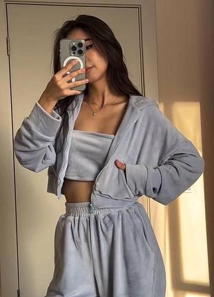 Костюм тройка