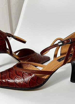 Туфли женские