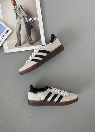 Кроссовки adidas spezial