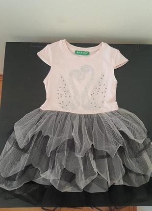 Сукня на 3-4 роки, б/в в ідеальному стані