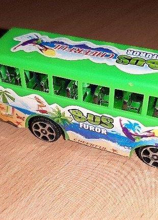 Автобус іграшка. уважно  читайте  умови  пересилки!!!