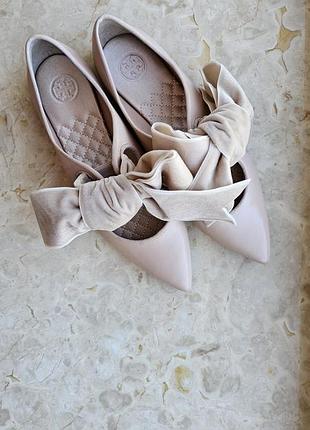 Балетки tory burch bow ballet flat
