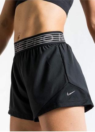 Спортивні шорти nike pro