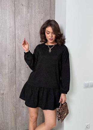 Мини платье вельвет с воланом на юбке