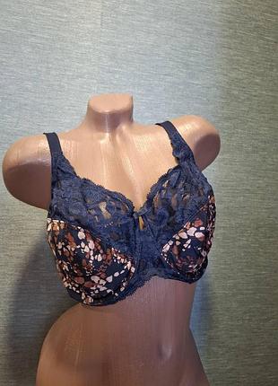 Красивый, сетевой бюстик. р. 36 дд на 4+,5