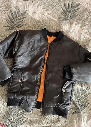 Бомбер чорний стиль zara