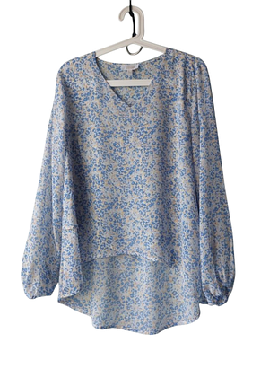 Ніжна тонесенька блузка