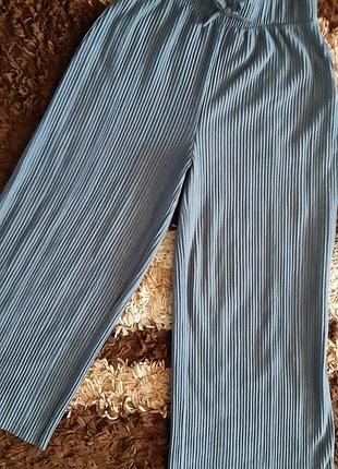 Кюлоты в рубчик.