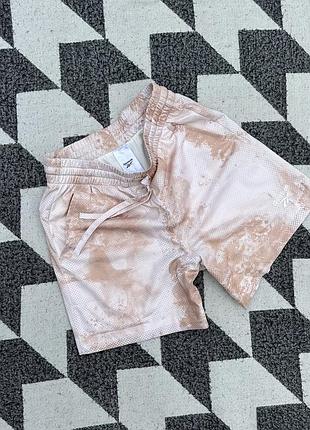 Новые шорты reebok s