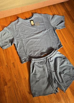 Костюм футболка з шортами