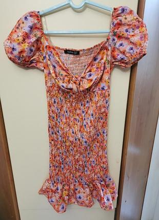 Платье-резинка boohoo, s-m