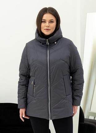 Женская куртка классическая