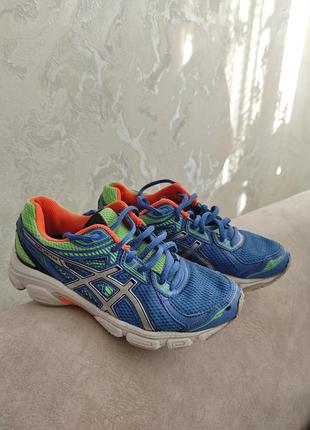 Кросівки на хлопчика asics