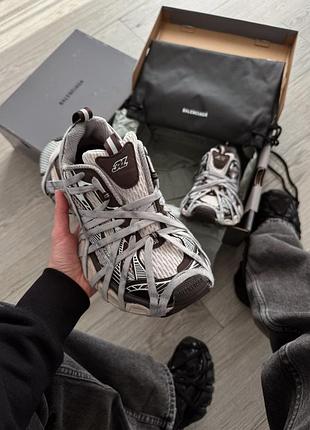 Женские кроссовки топ 🏜️