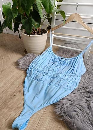 Льняное боди голубое от prettylittlething, размер 2xl