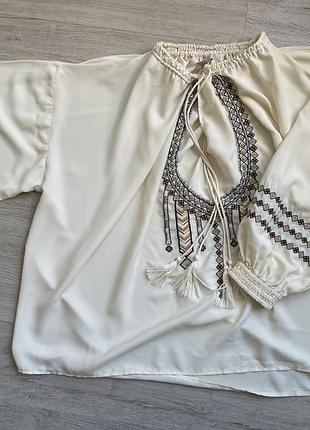 Вишиванка h&m