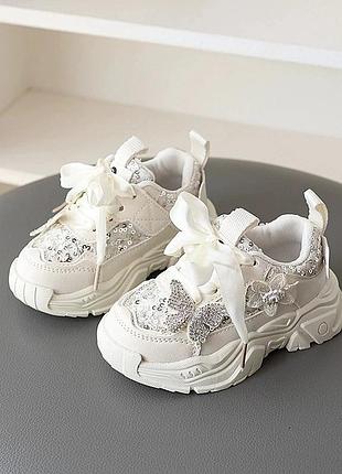 Кросівки для дівчинки