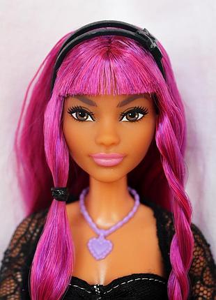 Редкая кукла барби парикмахер стилист на теле йоги