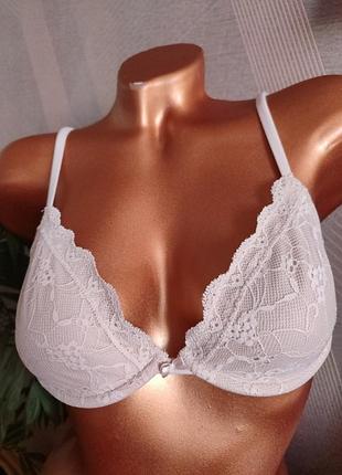 Красивый бюстик балконет мягкая чашка на косточках intimissimi