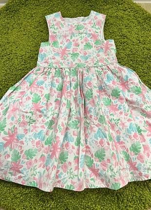 Платье на девочку