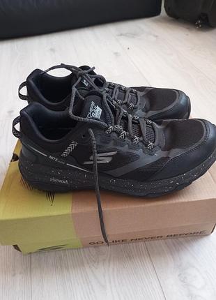 Мужские кроссовки skechers