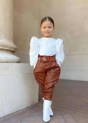 Костюм для девочки блуза + кожаные штаны